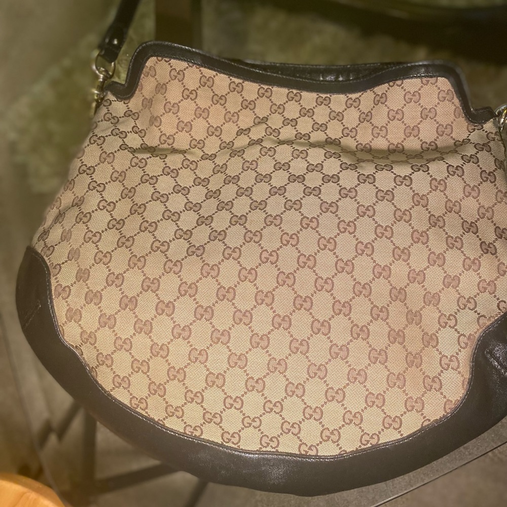 💯 Authentic GUCCI Canvas Peggy Hobo Bag